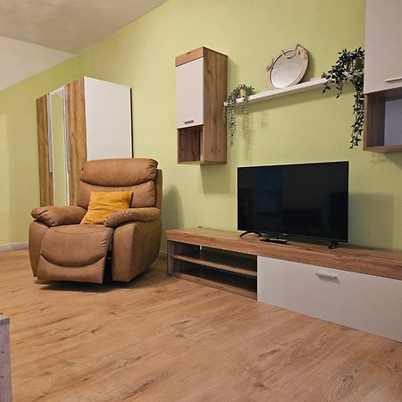 Apartmani Ljuba Рогозница Екстериор снимка