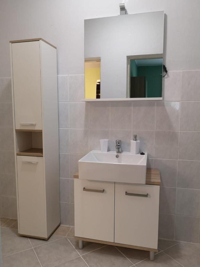 Apartmani Ljuba Рогозница Екстериор снимка