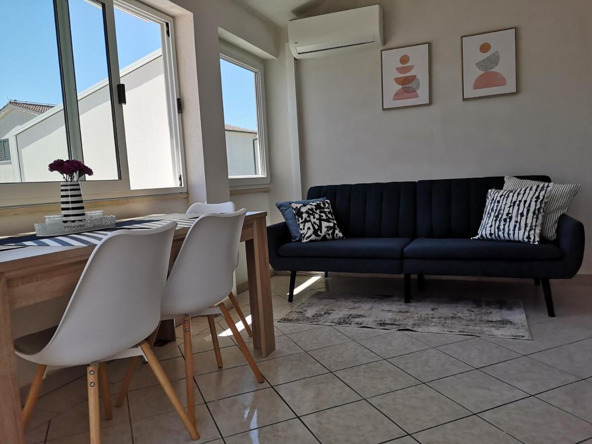 Apartmani Ljuba Рогозница Екстериор снимка