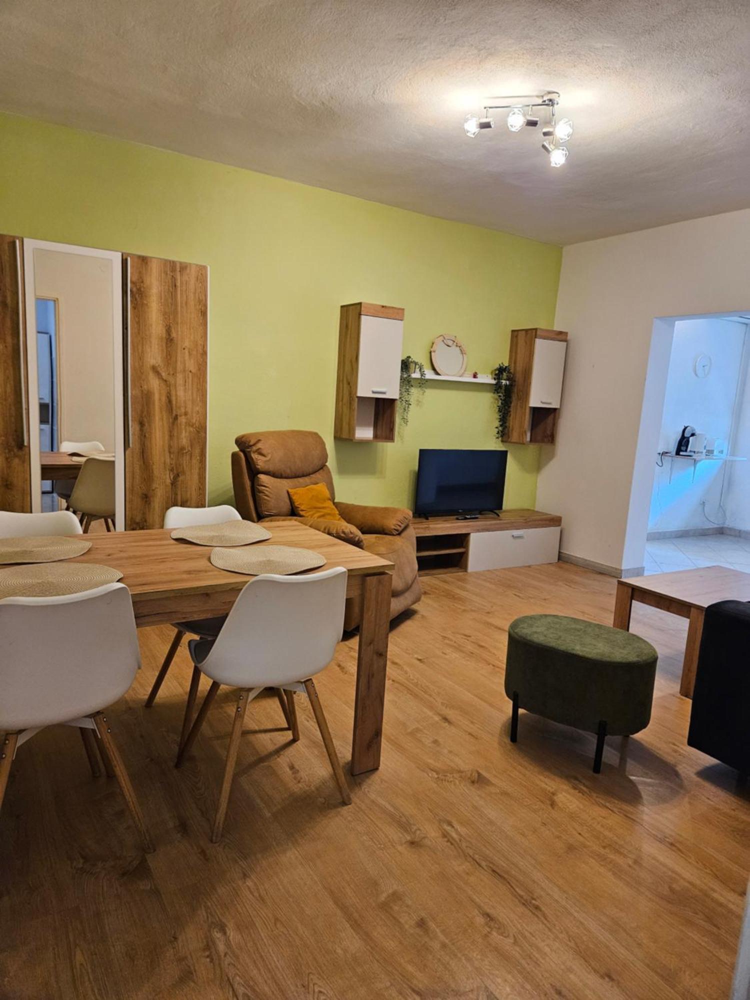 Apartmani Ljuba Рогозница Екстериор снимка
